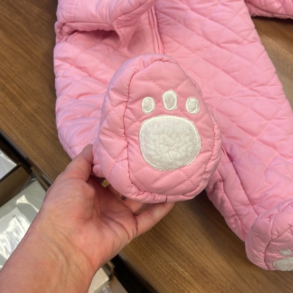 Oshkosh 3/6 month snowsuit - Picture 3 of 7